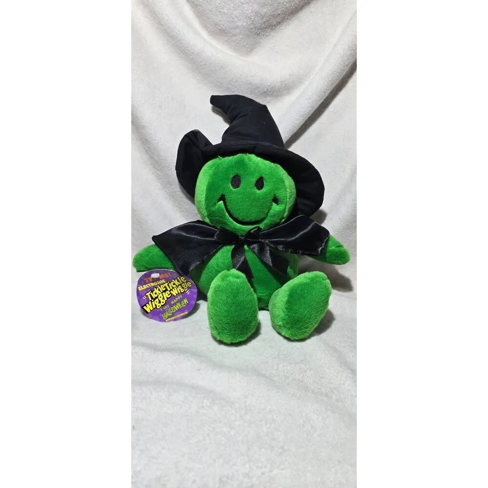 Smiley Halloween Electronic Tickle Wiggle Talking Green Witch toy